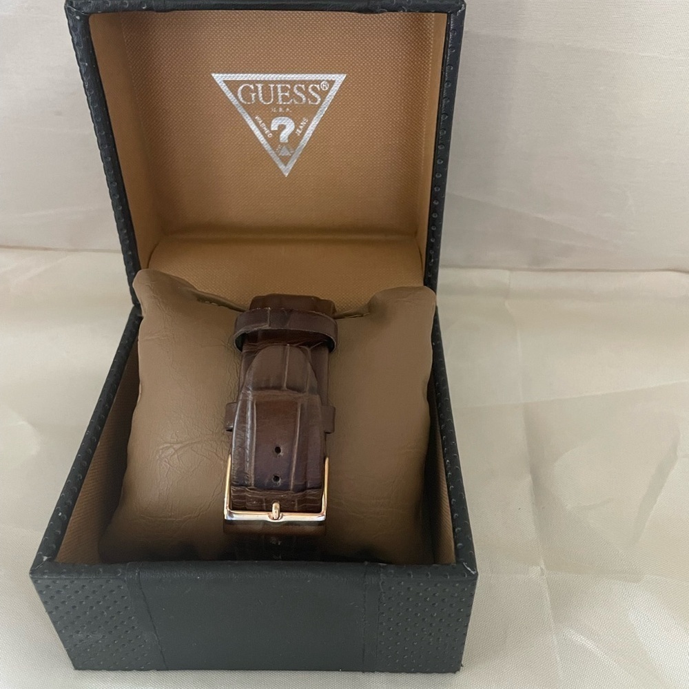GUESS-Rigor Men's watch - Picture 2 of 2